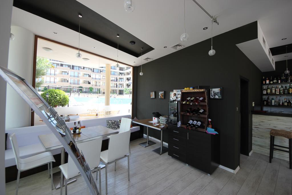 Menada Luxor Apartments Sveti Vlas Exterior foto