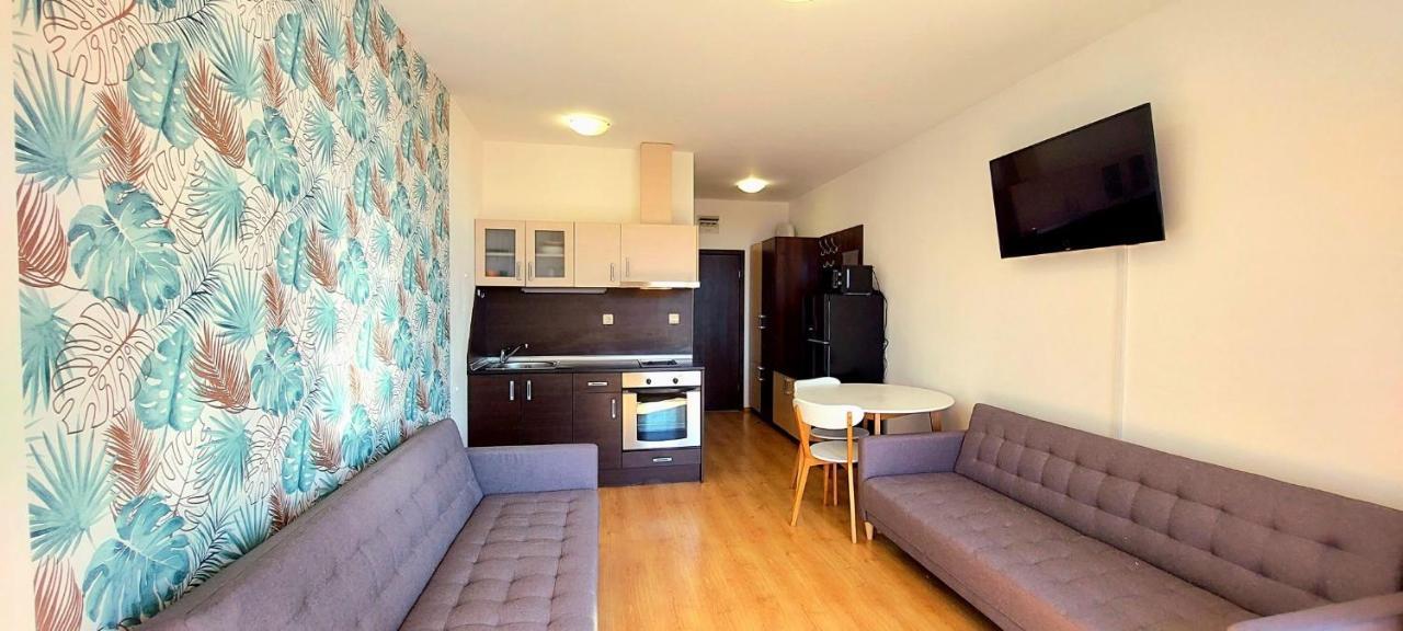 Menada Luxor Apartments Sveti Vlas Exterior foto