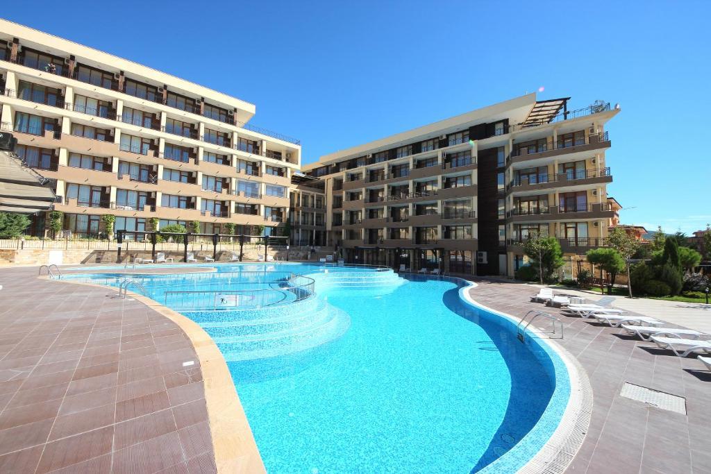 Menada Luxor Apartments Sveti Vlas Exterior foto