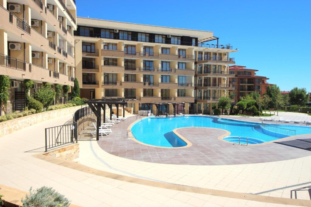 Menada Luxor Apartments Sveti Vlas Exterior foto